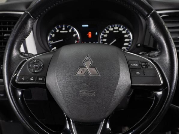 Mitsubishi Outlander III Рестайлинг 2 с пробегом 2016 года, цена 1 899 000 рублей, 131891 км, внедорожник, Автокод Объявления