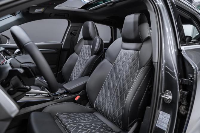 Новый Audi A3 IV (8Y) Рестайлинг 2026 года, цена 4 250 000 рублей, хэтчбек, Автокод Объявления