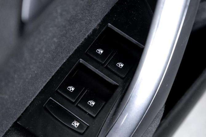 Opel Astra J Рестайлинг с пробегом 2014 года, цена 765 000 рублей, 174536 км, седан, Автокод Объявления