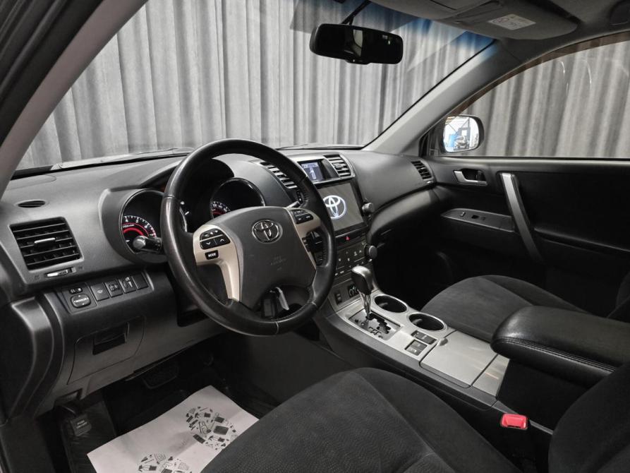 Toyota Highlander II (XU40) Рестайлинг Красноярск  - изображение 11