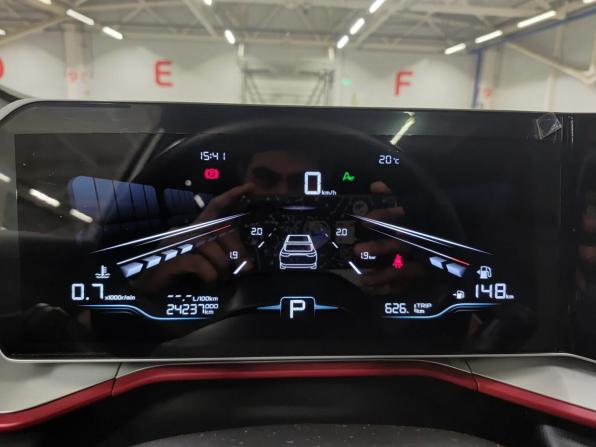 Geely Coolray I Рестайлинг с пробегом 2024 года, цена 2 199 000 рублей, 24218 км, внедорожник, Автокод Объявления