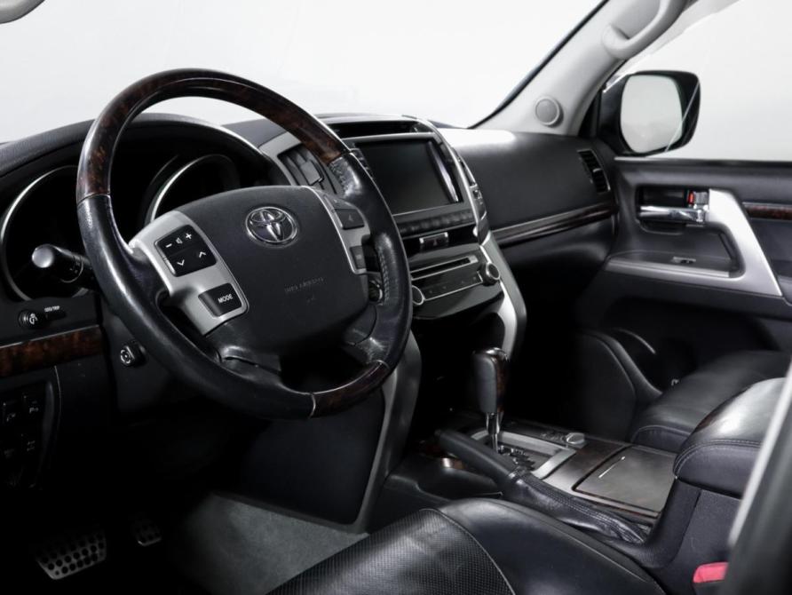 Toyota Land Cruiser 200 Series Рестайлинг 1 Москва  - изображение 14