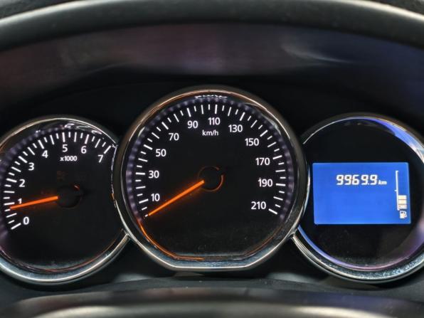 Renault Logan II с пробегом 2018 года, цена 899 000 рублей, 82000 км, седан, Автокод Объявления