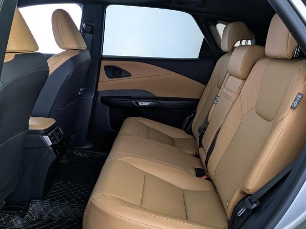 Lexus RX V с пробегом 2025 года, цена 7 510 000 рублей, 14995 км, внедорожник, Автокод Объявления