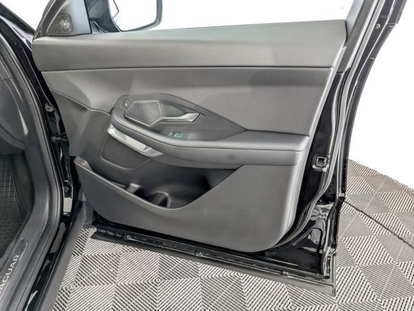Jaguar E-Pace I с пробегом 2020 года, цена 2 795 000 рублей, 92000 км, внедорожник, Автокод Объявления