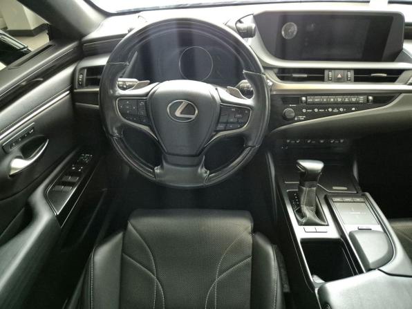 Lexus ES VII с пробегом 2019 года, цена 4 269 000 рублей, 47590 км, седан, Автокод Объявления