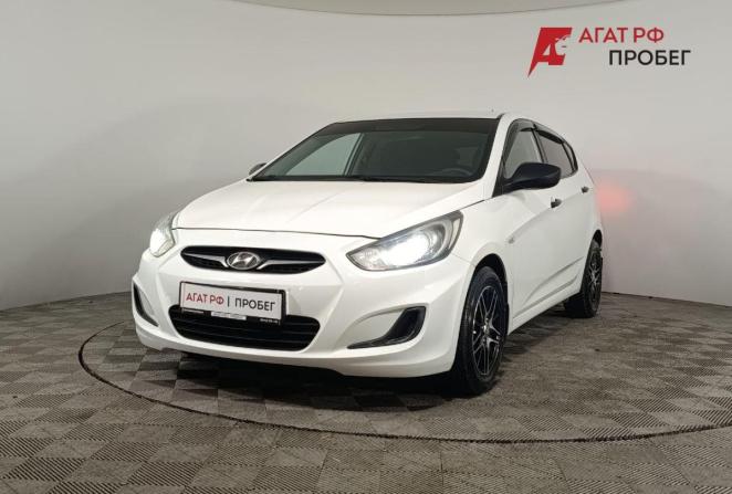 Hyundai Solaris I с пробегом 2014 года, цена 845 000 рублей, 165236 км, хэтчбек, Автокод Объявления