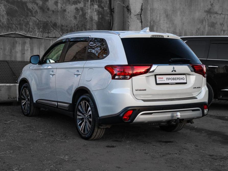 Mitsubishi Outlander III Рестайлинг 3 Москва  - изображение 6