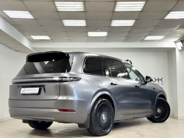 Li Auto (Lixiang) L9 I Рестайлинг с пробегом 2024 года, цена 7 390 000 рублей, 51664 км, внедорожник, Автокод Объявления