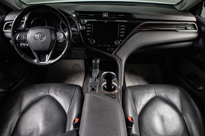 Toyota Camry VIII (XV70) с пробегом 2019 года, цена 2 589 000 рублей, 189150 км, седан, Автокод Объявления