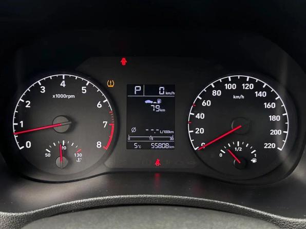 Hyundai Solaris II с пробегом 2019 года, цена 1 370 000 рублей, 55808 км, седан, Автокод Объявления