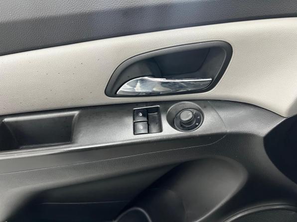 Chevrolet Cruze I с пробегом 2012 года, цена 590 001 рубль, 237000 км, хэтчбек, Автокод Объявления