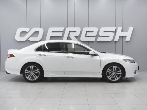 Honda Accord VIII Рестайлинг с пробегом 2012 года, цена 1 330 000 рублей, 226633 км, седан, Автокод Объявления