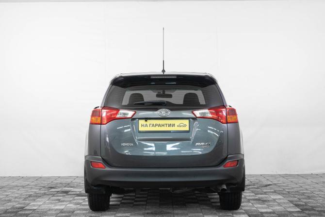 Toyota RAV4 IV (XA40) Рестайлинг с пробегом 2015 года, цена 1 979 000 рублей, 156000 км, внедорожник, Автокод Объявления