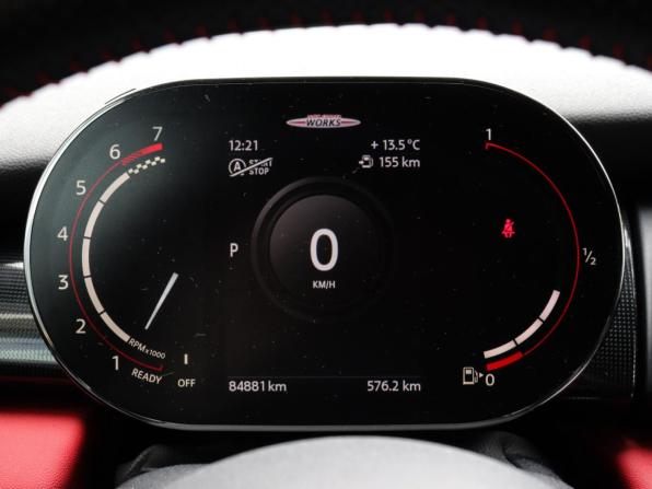 Mini Hatch III (F55/F56) Рестайлинг с пробегом 2020 года, цена 2 950 000 рублей, 84562 км, хэтчбек, Автокод Объявления