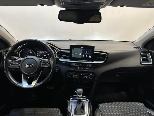 Kia Ceed III с пробегом 2018 года, цена 1 925 000 рублей, 23558 км, хэтчбек, Автокод Объявления