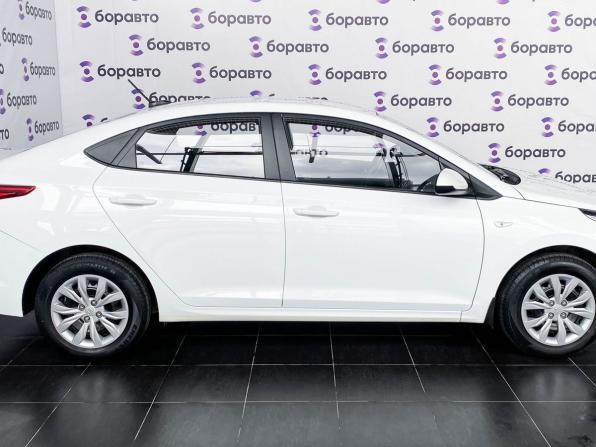 Hyundai Solaris II с пробегом 2019 года, цена 1 499 000 рублей, 89114 км, седан, Автокод Объявления