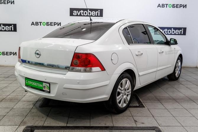 Opel Astra H Рестайлинг с пробегом 2011 года, цена 444 000 рублей, 205000 км, седан, Автокод Объявления