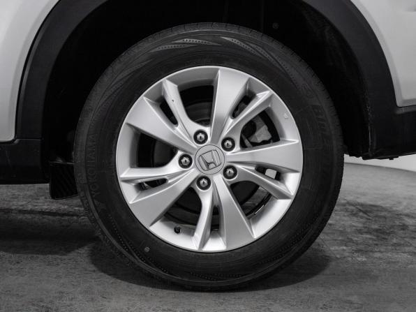 Honda Vezel I с пробегом 2014 года, цена 1 800 000 рублей, 40312 км, внедорожник, Автокод Объявления