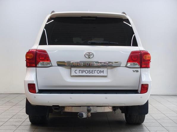 Toyota Land Cruiser 200 Series Рестайлинг 1 с пробегом 2014 года, цена 4 100 000 рублей, 230529 км, внедорожник, Автокод Объявления