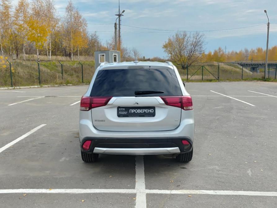 Mitsubishi Outlander III Рестайлинг 2 Чебоксары  - изображение 7