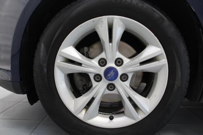 Ford Focus III с пробегом 2012 года, цена 729 000 рублей, 241625 км, хэтчбек, Автокод Объявления