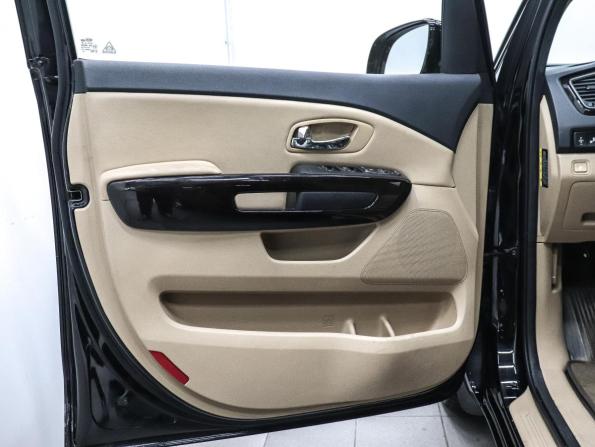 Kia Carnival III с пробегом 2019 года, цена 2 840 000 рублей, 96590 км, минивэн, Автокод Объявления