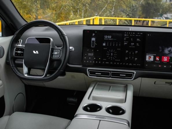 Li Auto (Lixiang) L7 I с пробегом 2023 года, цена 5 600 000 рублей, 51000 км, внедорожник, Автокод Объявления