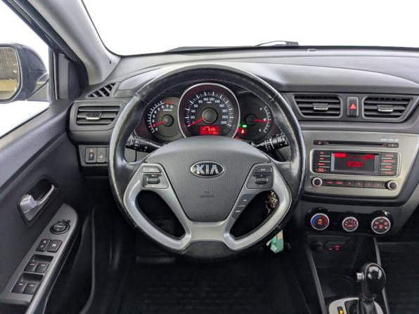 Kia Rio III Рестайлинг с пробегом 2017 года, цена 1 500 000 рублей, 41179 км, хэтчбек, Автокод Объявления