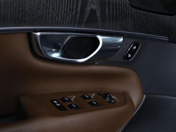 Volvo XC90 II Рестайлинг 1 с пробегом 2020 года, цена 3 799 000 рублей, 191301 км, внедорожник, Автокод Объявления