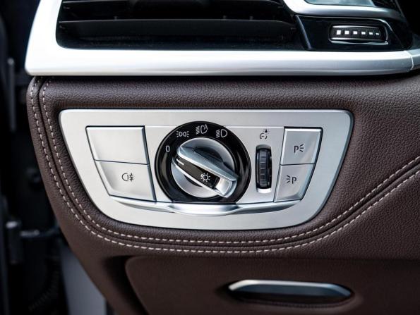 BMW 7 серии VI (G11/G12) Рестайлинг с пробегом 2021 года, цена 6 890 000 рублей, 48634 км, седан, Автокод Объявления