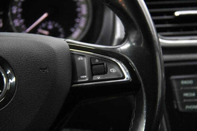 Skoda Rapid I Рестайлинг с пробегом 2018 года, цена 1 255 400 рублей, 125011 км, лифтбек, Автокод Объявления