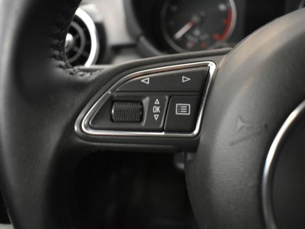 Audi A1 I (8X) с пробегом 2013 года, цена 1 095 000 рублей, 187953 км, хэтчбек, Автокод Объявления