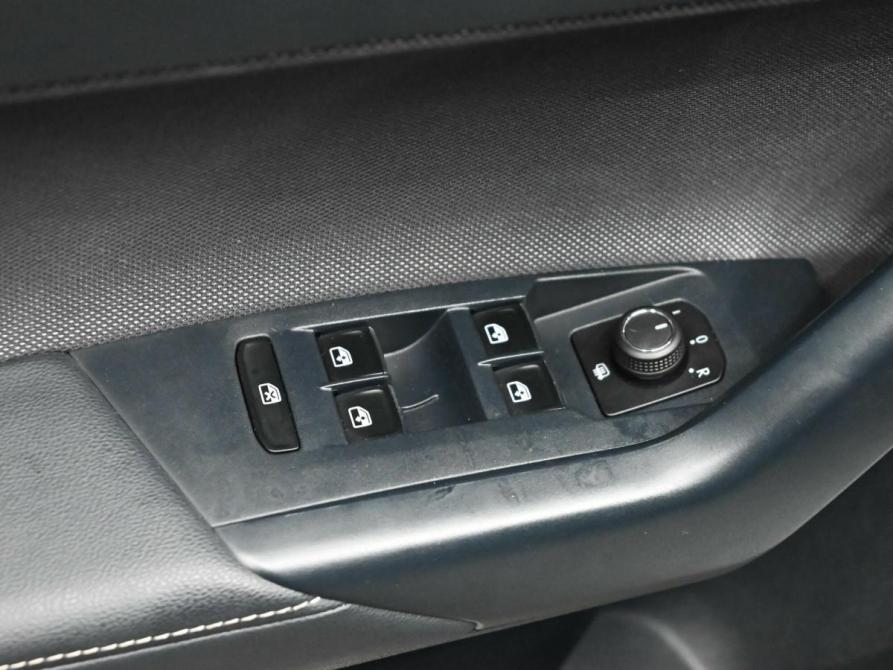 Volkswagen Lavida III Рестайлинг Екатеринбург  - изображение 14