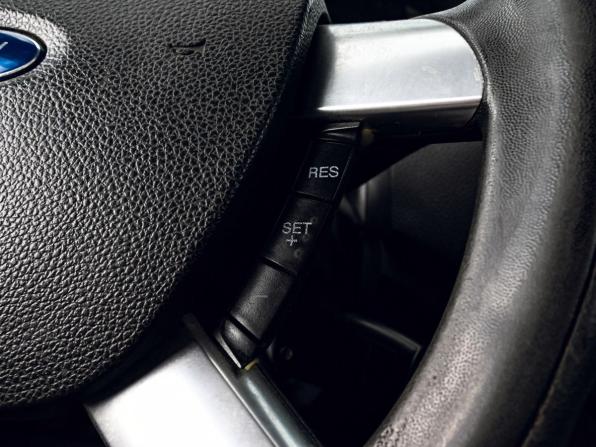 Ford C-MAX I Рестайлинг с пробегом 2007 года, цена 439 000 рублей, 236553 км, компактвэн, Автокод Объявления