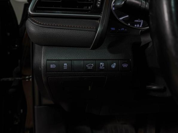 Toyota Camry VIII (XV70) с пробегом 2019 года, цена 2 449 000 рублей, 205233 км, седан, Автокод Объявления