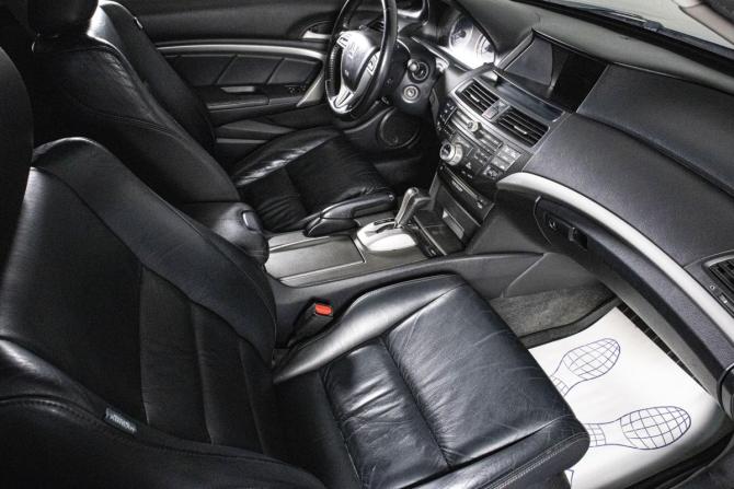 Honda Accord VIII с пробегом 2010 года, цена 1 369 000 рублей, 216000 км, купе, Автокод Объявления