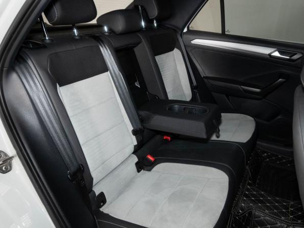 Volkswagen T-Roc I (China Market) с пробегом 2020 года, цена 2 605 000 рублей, 39837 км, внедорожник, Автокод Объявления