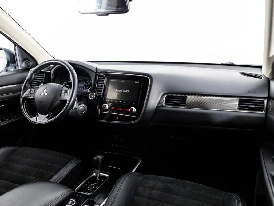 Mitsubishi Outlander III Рестайлинг 3 Санкт-Петербург  - изображение 9