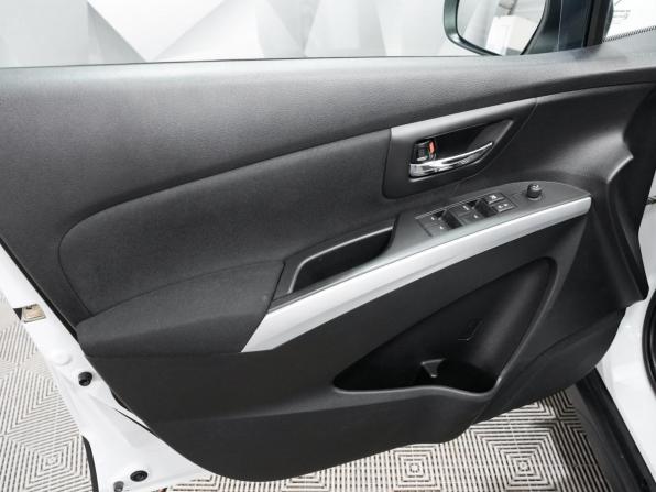 Suzuki SX4 II (S-Cross) с пробегом 2014 года, цена 1 035 000 рублей, 201250 км, хэтчбек, Автокод Объявления