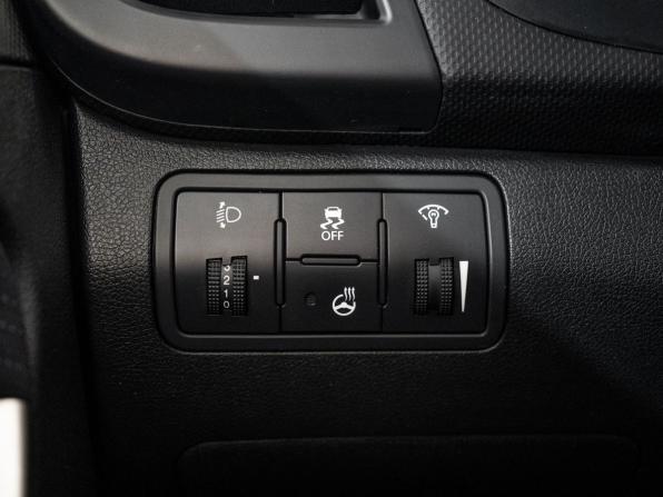 Hyundai Solaris I Рестайлинг с пробегом 2015 года, цена 949 500 рублей, 140116 км, седан, Автокод Объявления