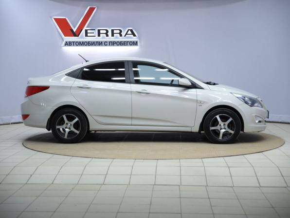 Hyundai Solaris I Рестайлинг с пробегом 2015 года, цена 950 000 рублей, 152098 км, седан, Автокод Объявления