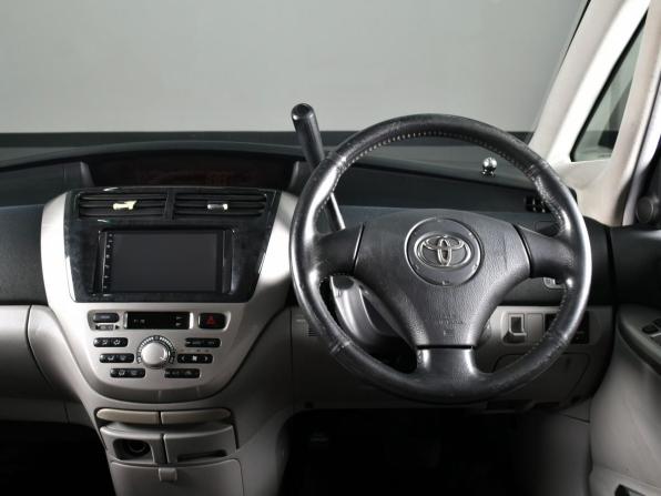 Toyota Opa I Рестайлинг с пробегом 2002 года, цена 299 999 рублей, 228564 км, универсал, Автокод Объявления