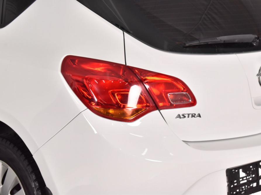 Opel Astra J Рестайлинг Москва  - изображение 15