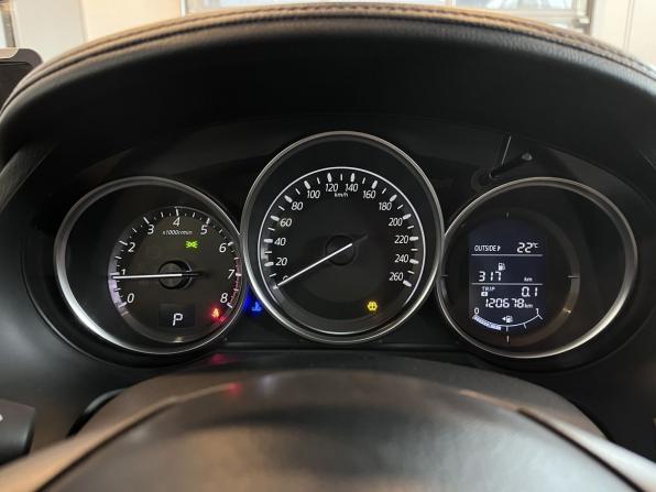 Mazda 6 III (GJ) Рестайлинг с пробегом 2016 года, цена 1 800 400 рублей, 120676 км, седан, Автокод Объявления