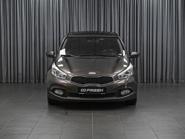Kia Ceed II с пробегом 2013 года, цена 1 199 000 рублей, 129050 км, хэтчбек, Автокод Объявления
