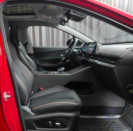 Omoda C5 I Рестайлинг с пробегом 2024 года, цена 2 779 900 рублей, 9726 км, внедорожник, Автокод Объявления