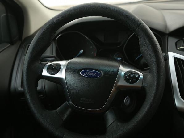 Ford Focus III с пробегом 2012 года, цена 650 000 рублей, 249000 км, хэтчбек, Автокод Объявления