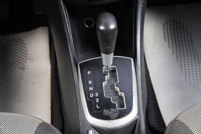 Hyundai Solaris I с пробегом 2012 года, цена 899 000 рублей, 175000 км, хэтчбек, Автокод Объявления
