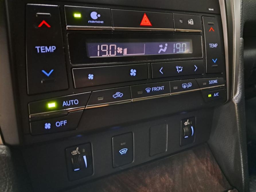 Toyota Camry VII (XV50) Рестайлинг 2 Набережные Челны  - изображение 27
